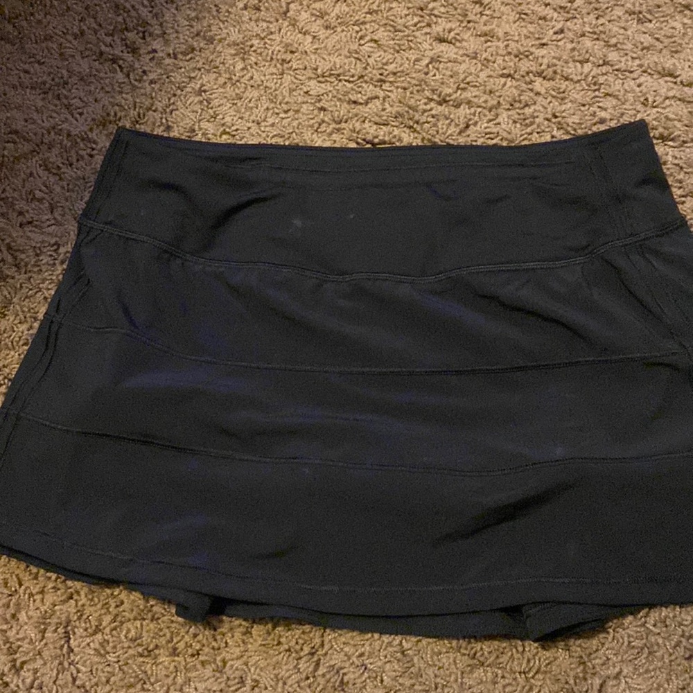 Lululemon Black Sqort Size 8